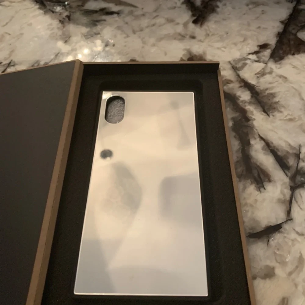 Mirror iPhone case for‎ iPhone X/10. New in box retail 25